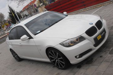 BMW 3-as (E90) Lim. 320d 02