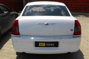 Chrysler 300C tuning 010